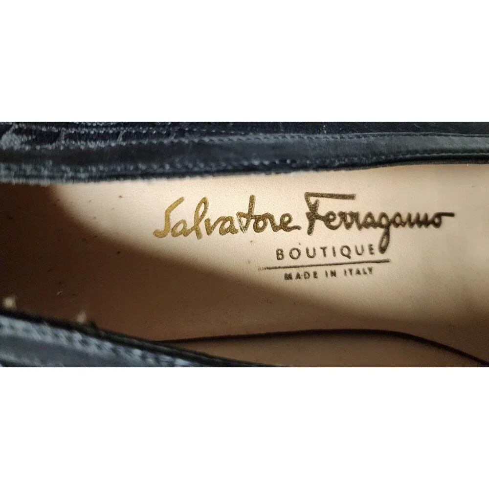 Salvator Ferragamo Black Vintage Wedge Pumps Gancini Logo Monogram Size 8.5 A